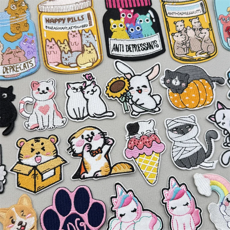 Cartoon Katze bestickte Patches süße Tiere Patch Eisen auf Patches für Kleidung DIY Jacken Hüte Rucksack Nähen Aufkleber