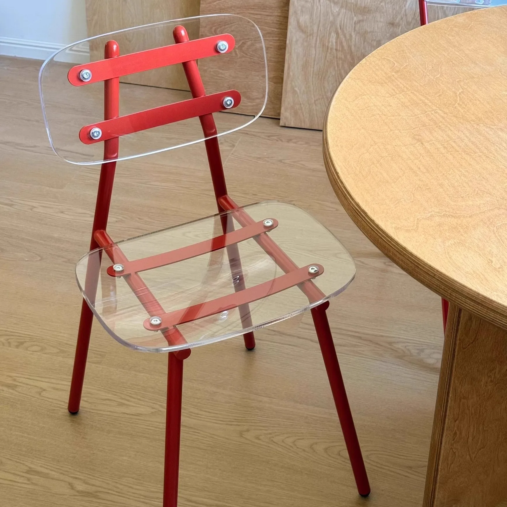 

‌Clear Acrylic Bar Stool - Designer Dining Chair for Home Kitchen, Viral Style Backrest Counter Stool for Milk Tea Shop & Cafe
