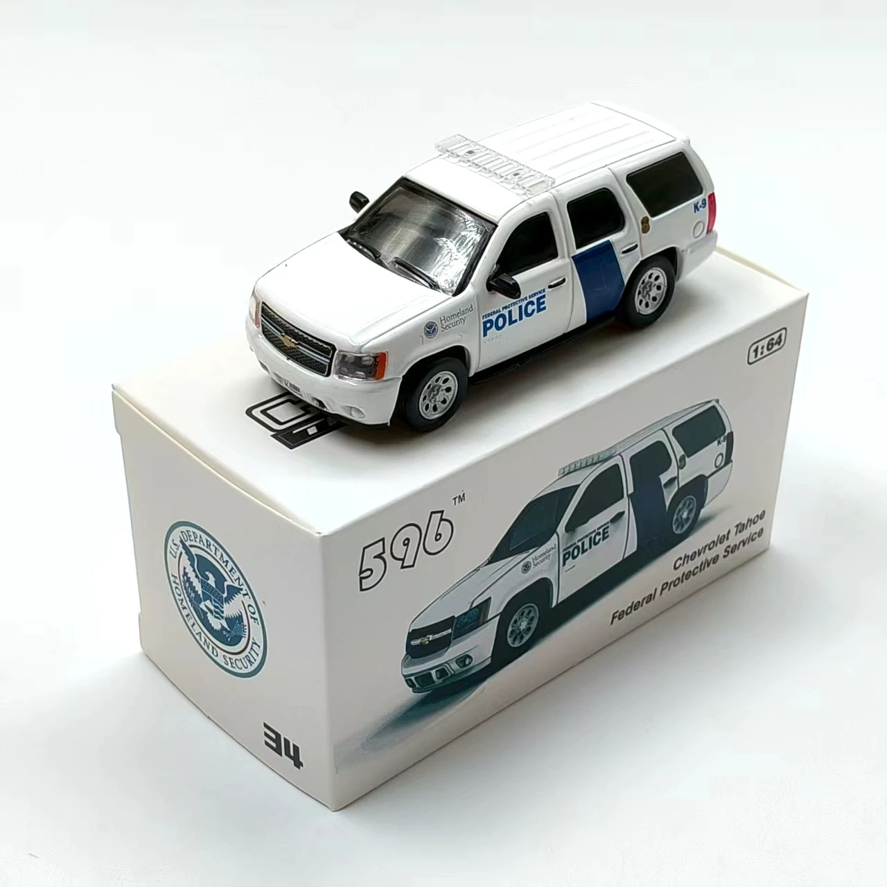 

596 1:64 Tahoe SUV US Border Patrol Police Alloy Car Diecasts & Toy Vehicles Car Model Miniature Scale Model Car For Children