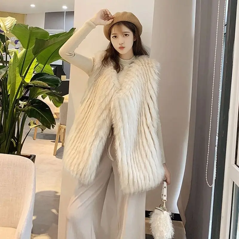 

2022 New Women Autumn Winter Imitation Fox Fur Vest Female V-neck Sleeveless Jackets Ladies Faux Raccoon Fur Waistcoat Y504