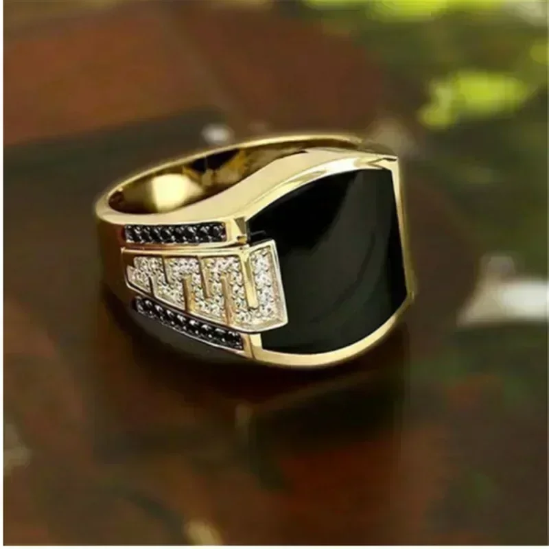 Fashion Men's Ring Fashion Metal Gold Color Inlaid Black Stone Zircon Punk Rings for Men Engagement Wedding Vintage Jewelry