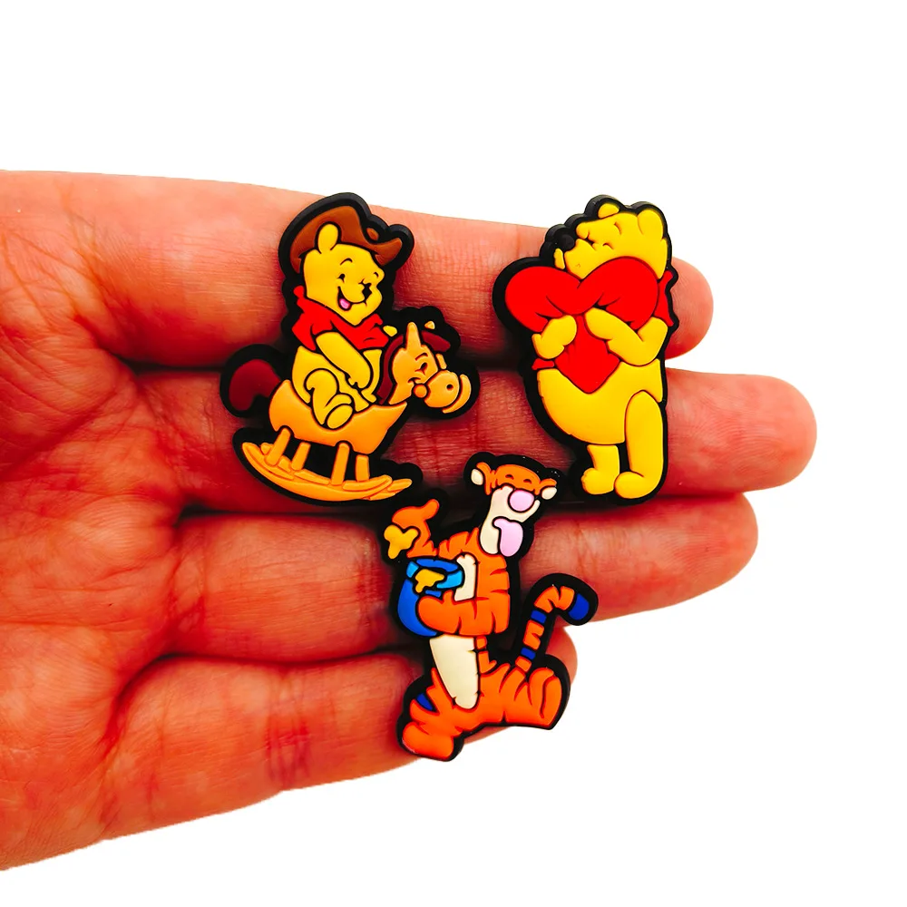 Disney Cartoon Winnie The Pooh Shoe Buckle Cute Winnie Bear Piglet Tigger Eeyore Animal Friends Charms DIY Slippers Decor Gifts