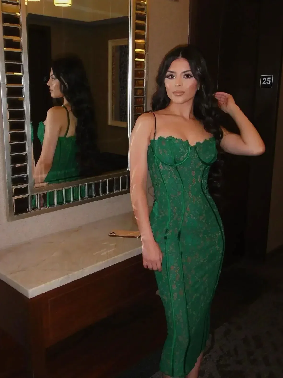 Vestido largo elegante de verano para ocasiones formales, vestido verde con tirantes finos y cuello en V, vestido de encaje Vintage, vestidos de fiesta de cumpleaños 2023