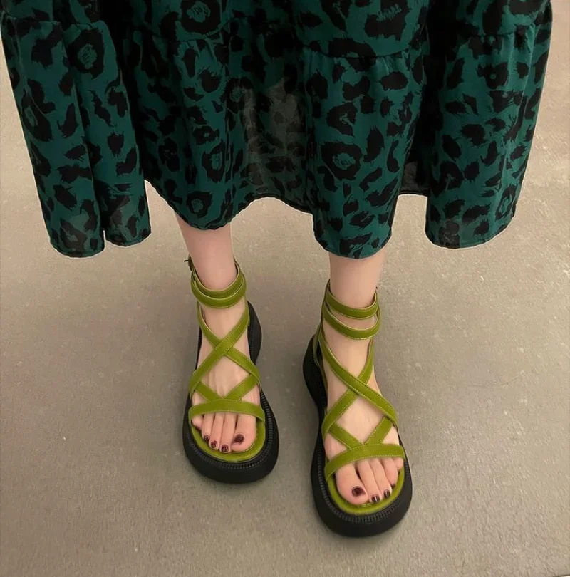 2023 Damesschoenen Groen Schoeisel Met Medium Hakken Zomer Romeinse Stijl Sandalen Voor Vrouw Platform Rits Nieuwe Ademende Mode