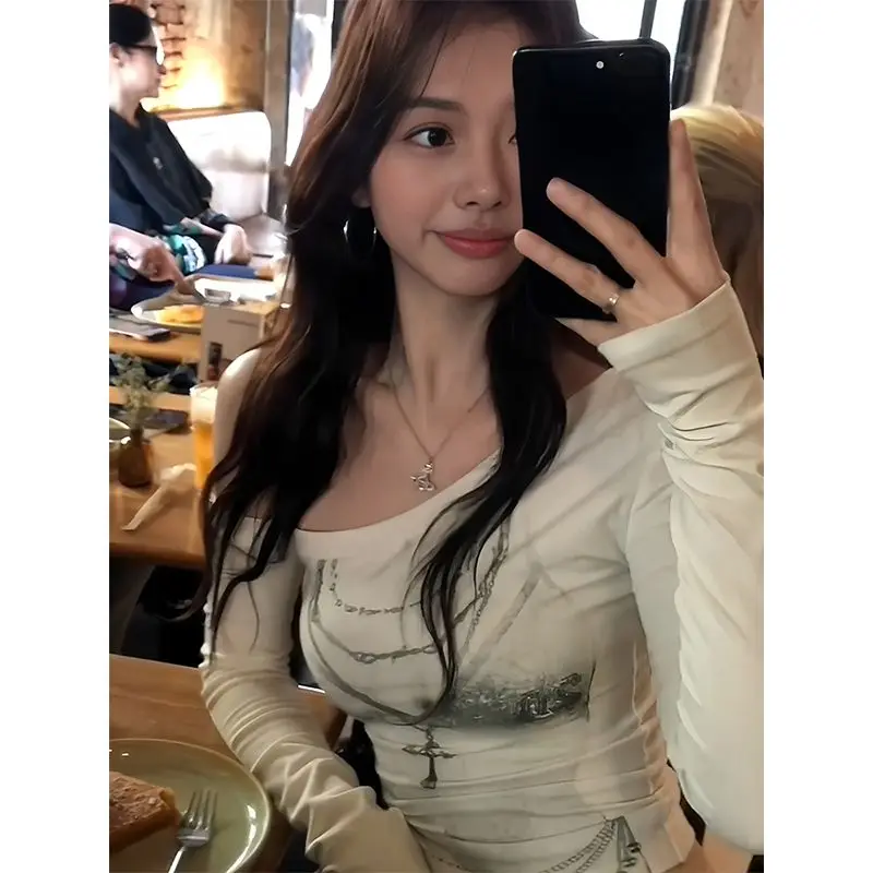 

Футболка Kimotimo с принтом «Сексуальная пикантная девушка», с длинным рукавом, в американском ретро-стиле, облегающая, с открытыми плечами, укороченная, весенняя новинка, эстетика Y2K