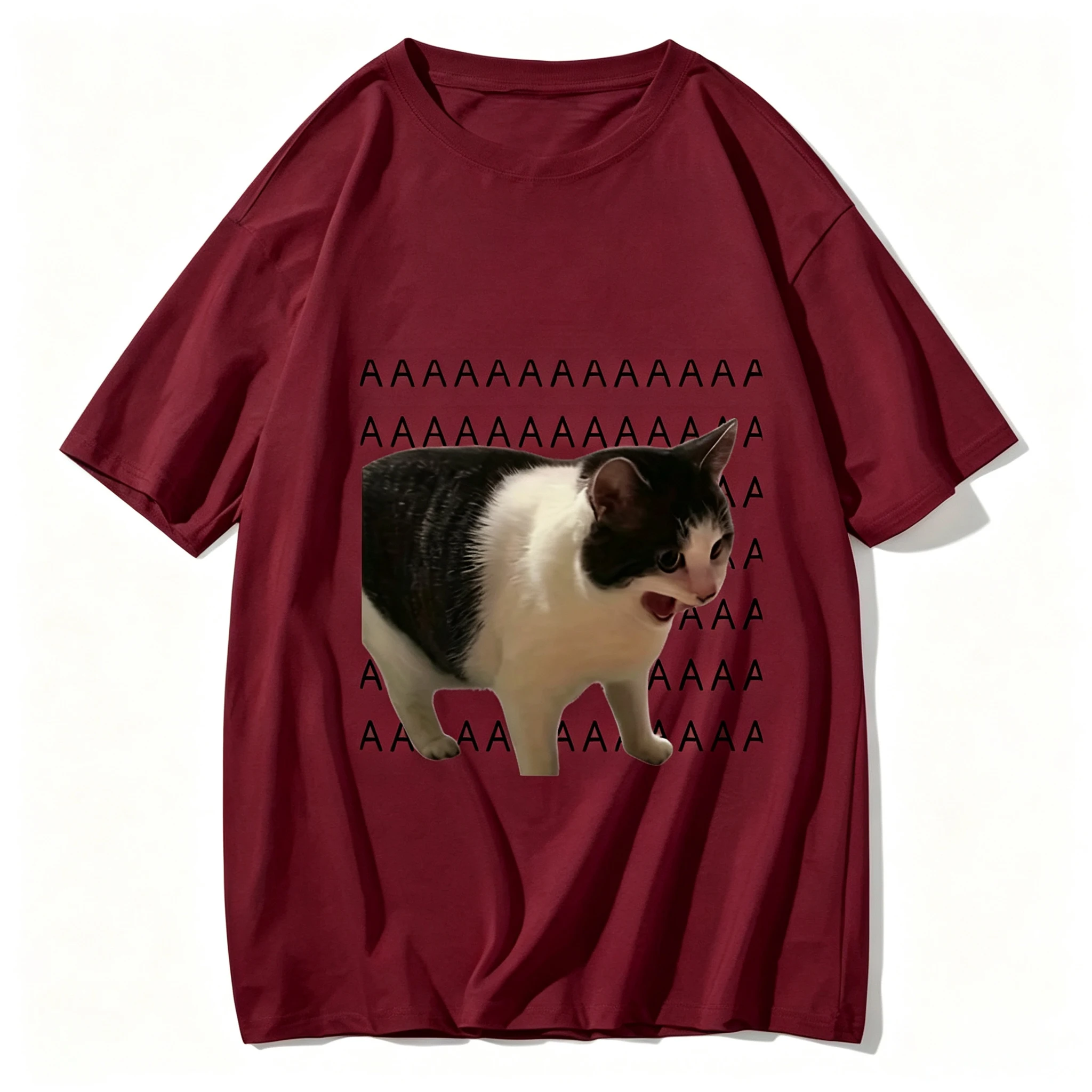 Crazy howling cat meme, crew neck short-sleeved T-shirt for men, perfect for street style.