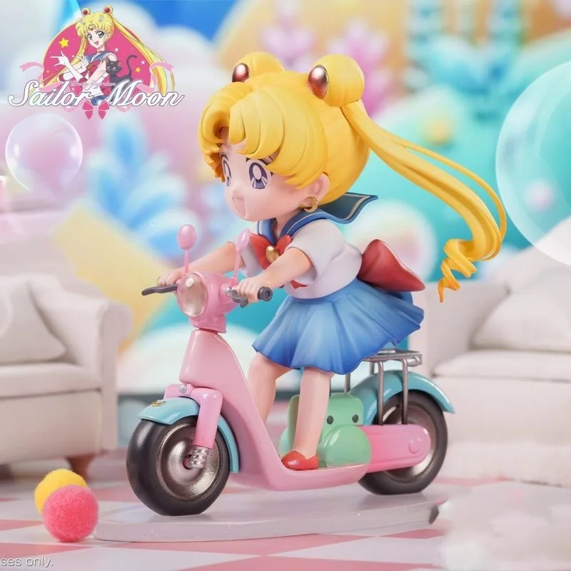 Sailor Moon anime dibujos animados lindo Tsukino Usagi estatuilla moda para niñas y decoración de escritorio personalizada ornamento regalo de vacaciones