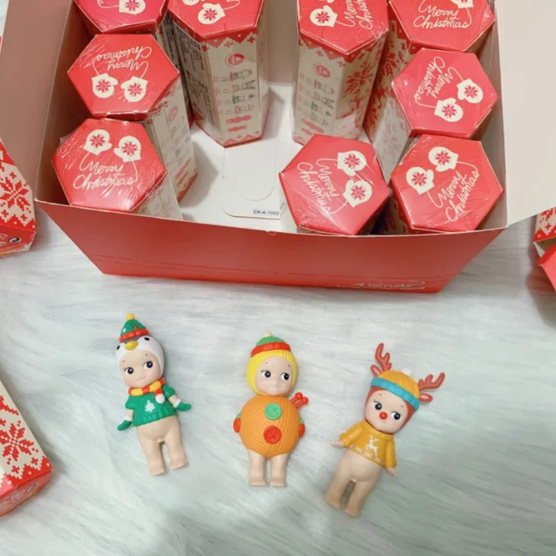 Collezione natalizia di Sonny Angel Blind Box Collezione di modelli di scatole a sorpresa in edizione limitata Decorazioni per bambole per ragazze Regalo di Natale