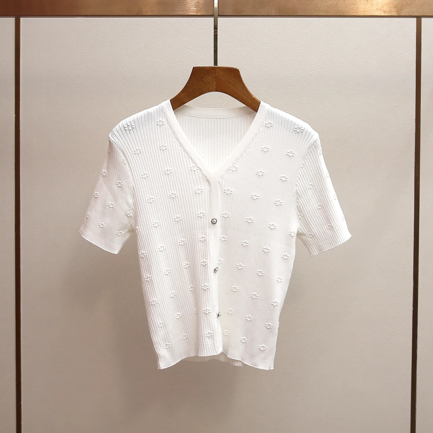 

MaSande High-End Women's Spring New Sweet Versatile Slim Texture Sensation Slimming ort Sve Needle Polyester Fiber