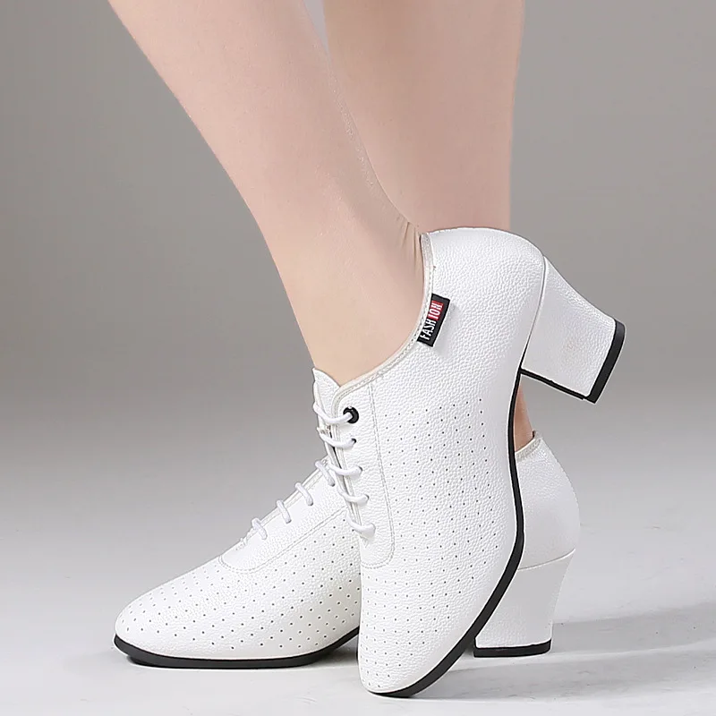 Red White Black Soft Bottom Breathable Boots Girls Latin Dance Shoes Stage Performance Square Dance Exercise Room Shoes For Gift