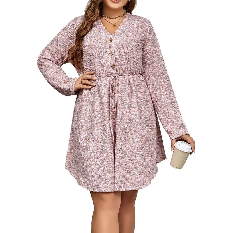 Jesień 2023, odzież damska plus size, codzienna, dla puszystych pań, elegancka, długa sukienka maxi, wygodny krój rozkloszowany.