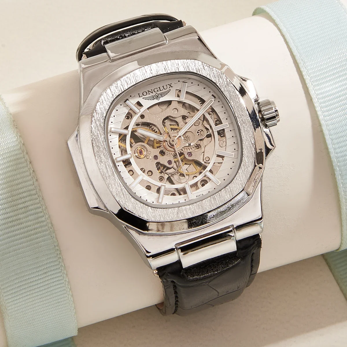 Herren Automatikuhr Wasserdicht Outdoor Schlichte Luxus Mechanische Uhren Großhandel Skelett Leder Freizeit Herrenuhr Geschenk