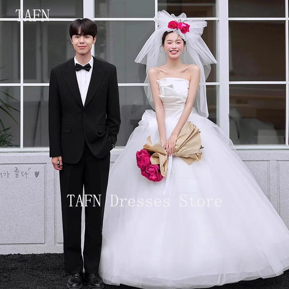 

TAFN Korea Wedding Ball Gown White Strapless A-line Floor-Length Bridal Gown Custom Made Sleeveless Wedding Dresses