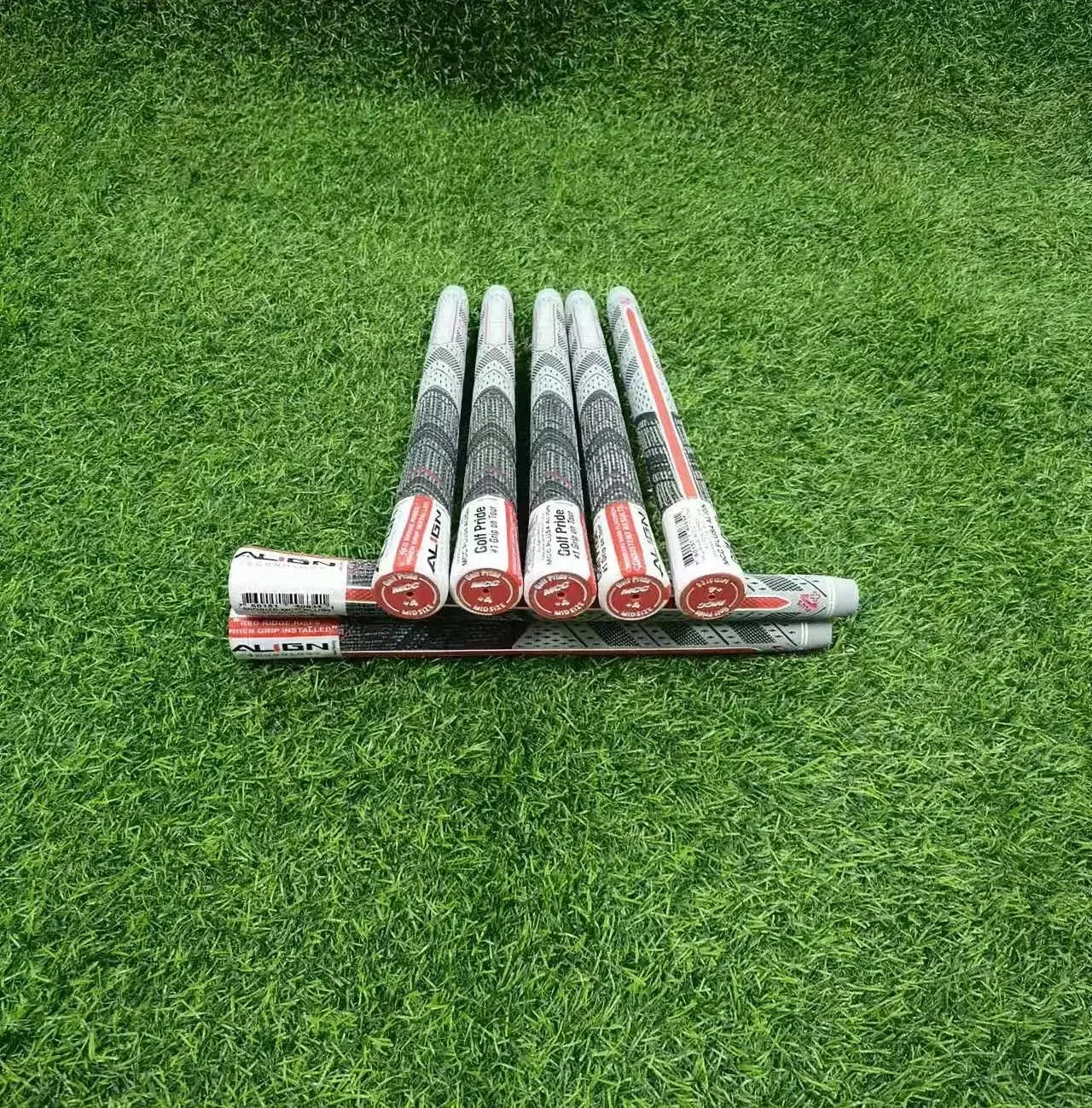 MCC PLUS4 ALIGN PU Midsize Standard Golf Grip Non-slip Grip Comfortable Feel and Excellent Push for Golfer