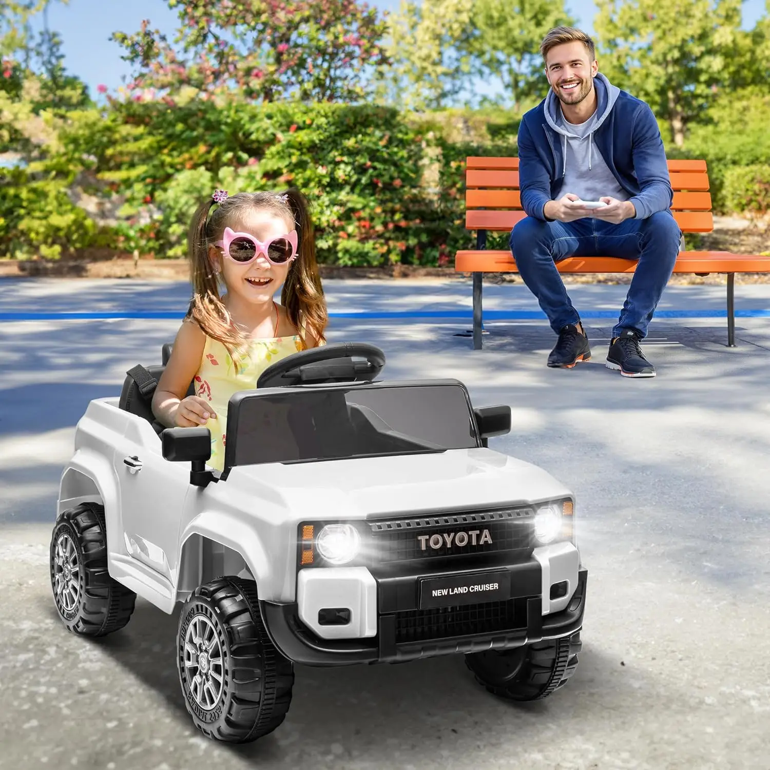 12V 乗用車、リモコン付き幼児用ライセンス電気トラック、開閉可能なドア付き子供用バッテリーカー、3 スピード、LED