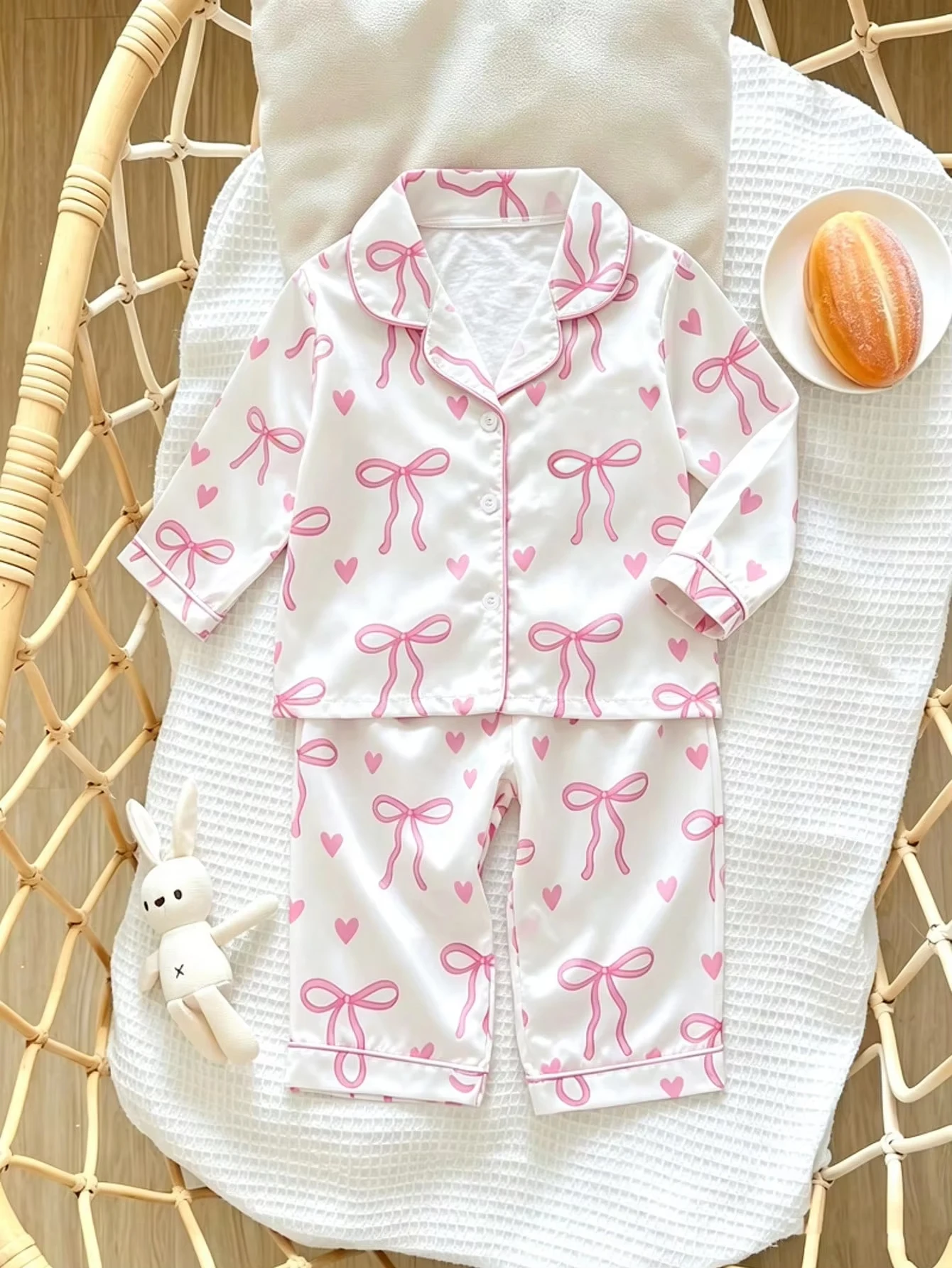 Baby's Autumn Clothing Set with Collar Pocket Button Bow Shirt Top And Elastic Waist Bow Print Wide Leg Pants for Children