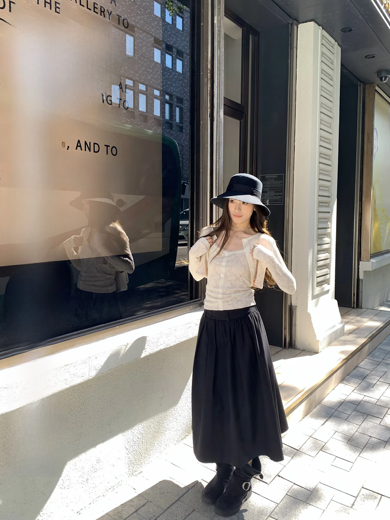 

Hhyii Minimalist FB Black 3D Pleated Women's Skirt High Waist Slimming A-Line Midi Skirt Casual Style Ladies' High Waist Skirt