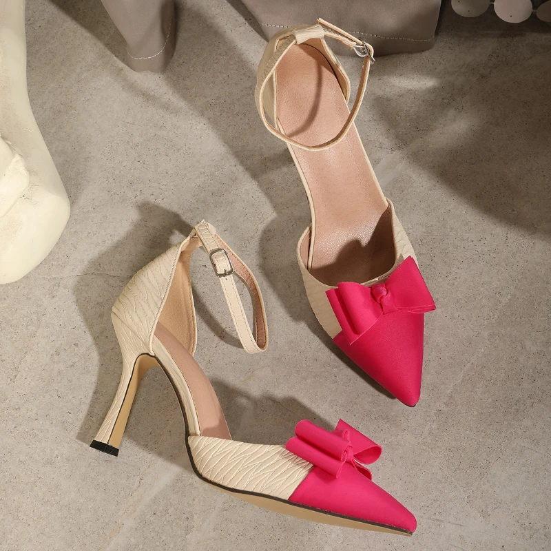 

Новые модные женские босоножки на высоком каблуке и тонком каблуке с острым бантом