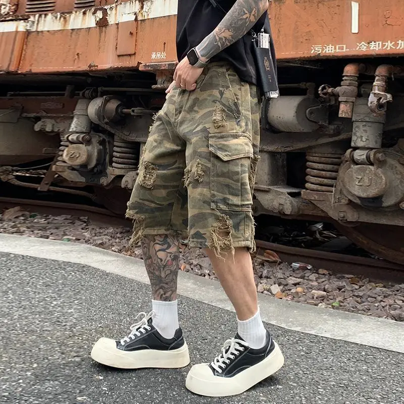 Spring Summer New Washed Heavy Industry Damaged Stone Grinding Old Retro Loose Wide Leg Water Mark Camouflage Tooling Shorts Man