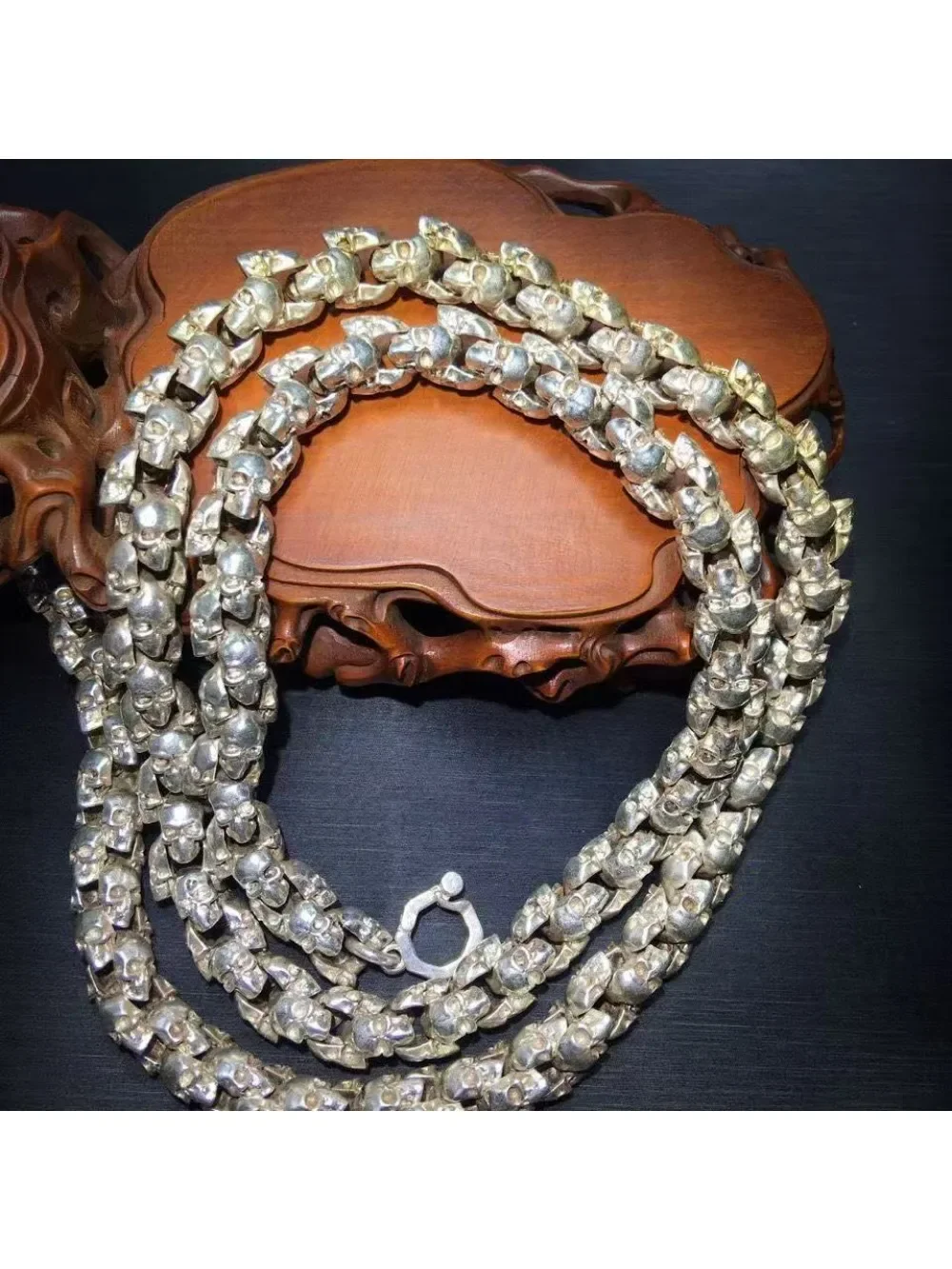 

Chinese Tibetan Silver Skull jewelry Necklace To Ward Off Evil Spirits Fashionable Personalized Pingan Men Women Gift