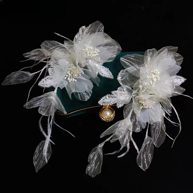 

New Original Design Handmade Super Fairy Feather Yarn Flower Exquisite Hairpin and Makeup Look Bridal Headdress