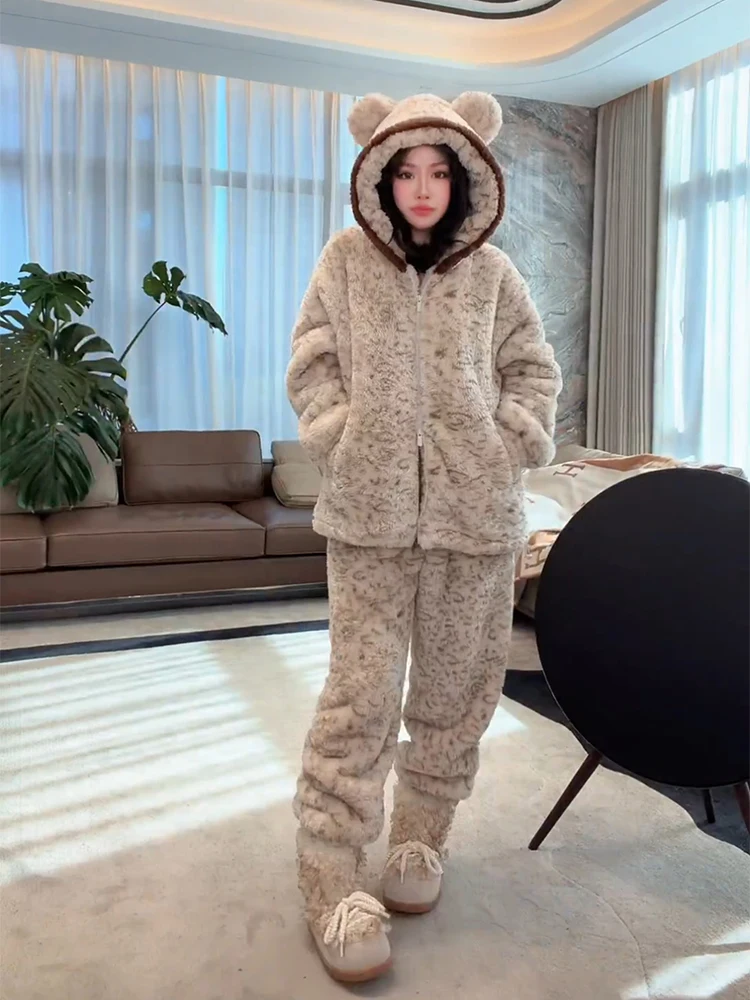 

Ультрамягкий утепленный женский домашний костюм из искусственного меха: теплый, комфортный, универсальный комплект из двух предметов для повседневной носки