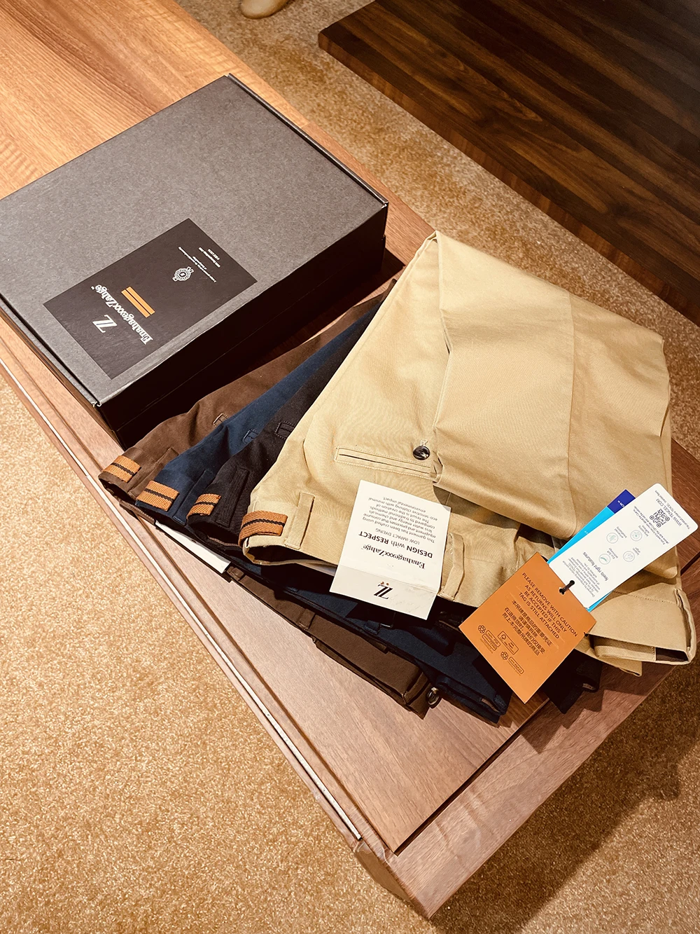 

Мужские повседневные брюки Ele Busin, всесезонные универсальные брюки Evereen Sle High-End Core 4000, роскошные длинные футболки с прямыми штанинами и шкафом...