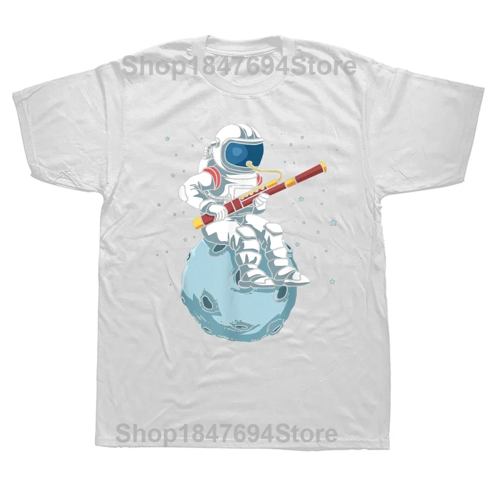 Funny Astronaut Bassoon Band Player Bassoonist T Shirts Graphic Streetwear Short Sleeve Birthday Gifts Summer Style T-shirt Men