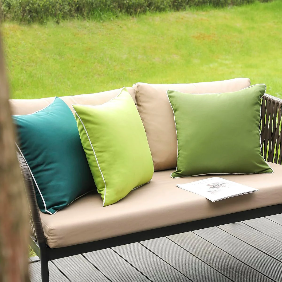 

2-piece Outdoor Waterproof Cushion Cover Set Modern Design with Rolled Edges Water-resistant and Stain-proof Throw Pillow Covers