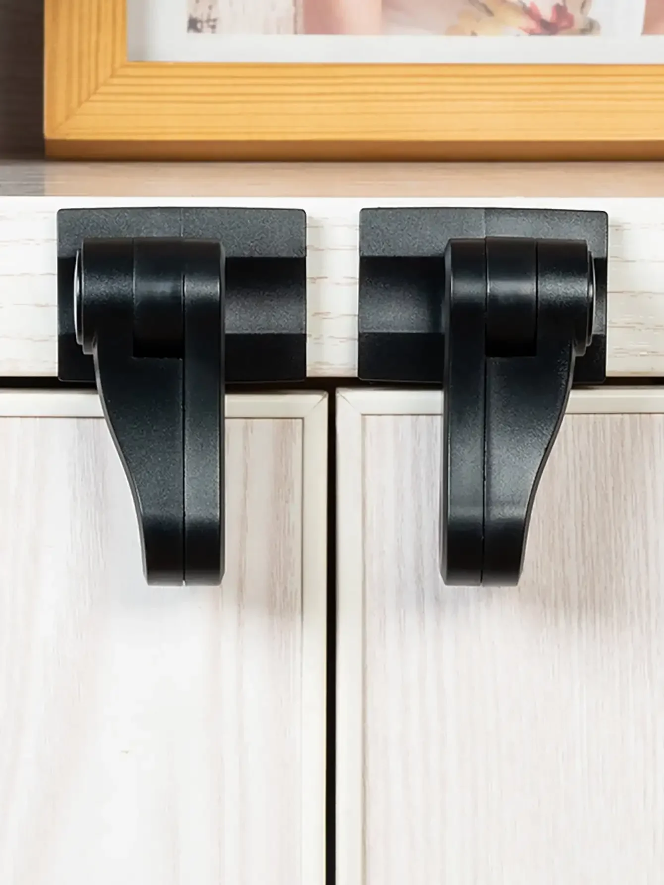 1pc- Multi-function door handle lock Child safety lock for cabinet drawer doorstop