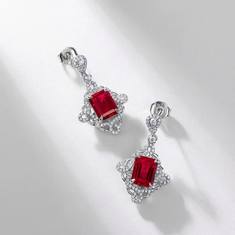 New Luxurious and Atmospheric Cultured Ruby Earrings 18K Gold Inlaid with Colored Baby Stones PT950 Platinum Earrings