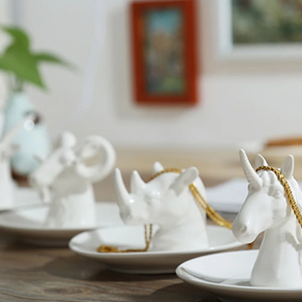 Taca na biżuterię w kształcie jednorożca, ceramiczna, biała, dekoracyjny pojemnik na biżuterię z motywem zwierzęcym, ozdoba na biurko do domu, na wesele.