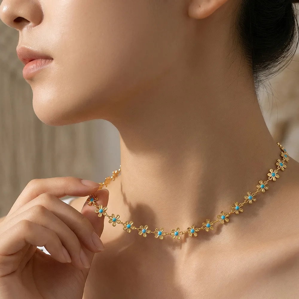 

Waterproof 18K Gold Plated Stainless Steel Blue Enamel Flower Necklace Dainty Floral Charm Choker Cute Aesthetic Y2K Jewelry Gif