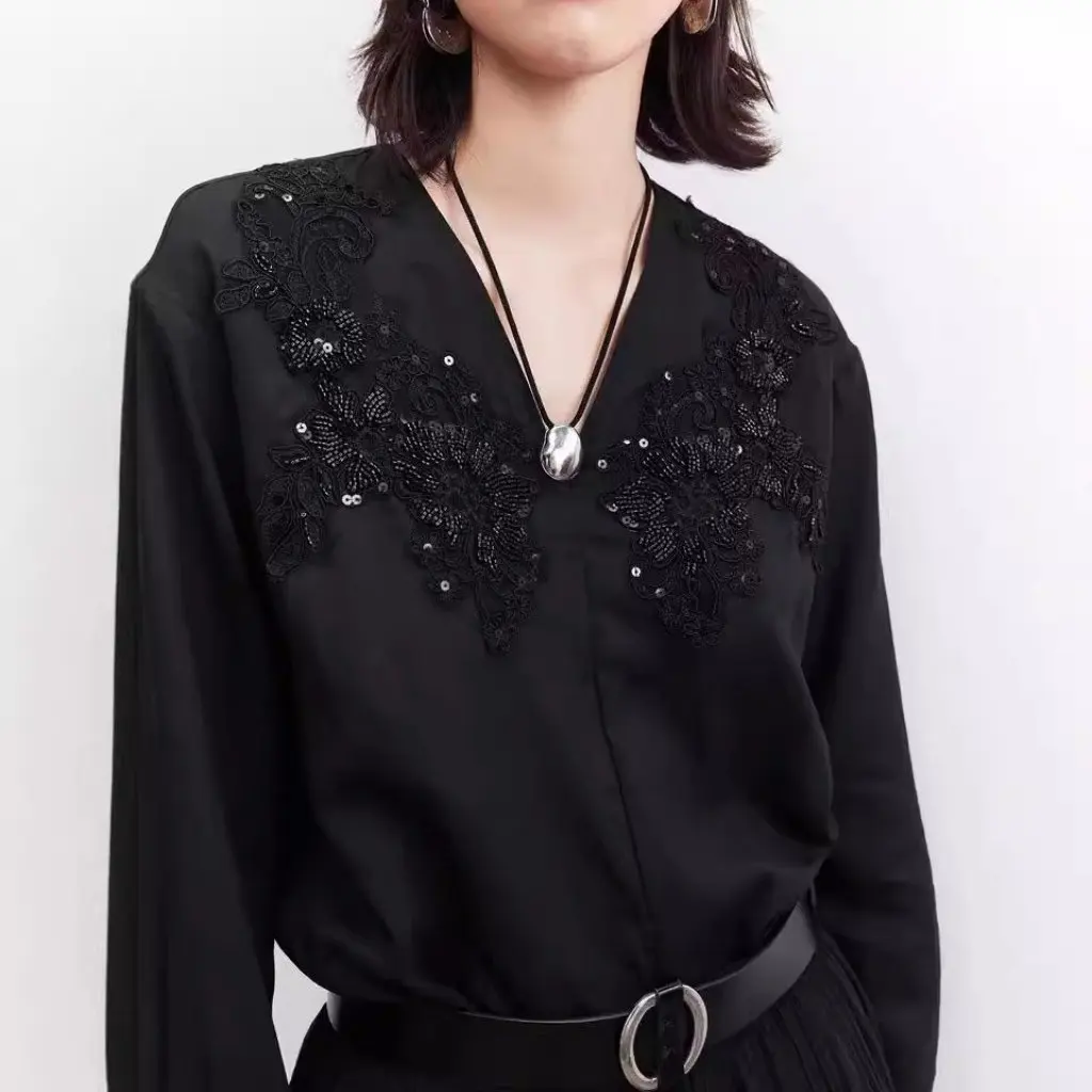 

South France Vacation Style Niche Lace Crocheted Top Korean V-Neck Long Sleeve Sunscreen Western Linen Shirt in Stock