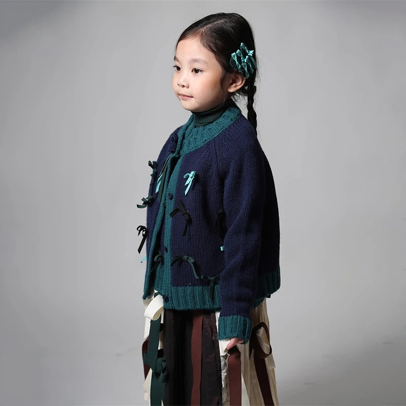 خمر نمط فتاة زهرة القوس متماسكة سترة نصف تنورة مجموعة 2025 الشتاء الخريف اليدوية سترة للفتيات محبوك Cardgan مطوي #4