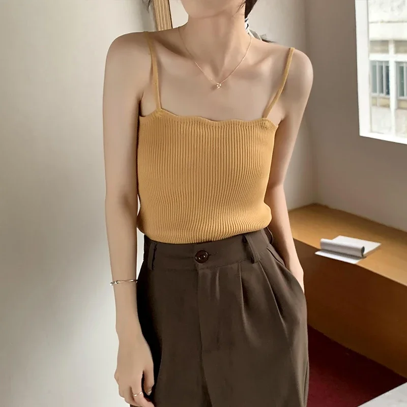Koreanisches Einfaches Inneres Schichtungs-Tanktop, Lässiges Alltags-Top, Retro Koreanischer Stil, Gestricktes Damen-Camisole, Sommer 2026 Ärmelloses Slim-Fit-Oberteil – Detail 7