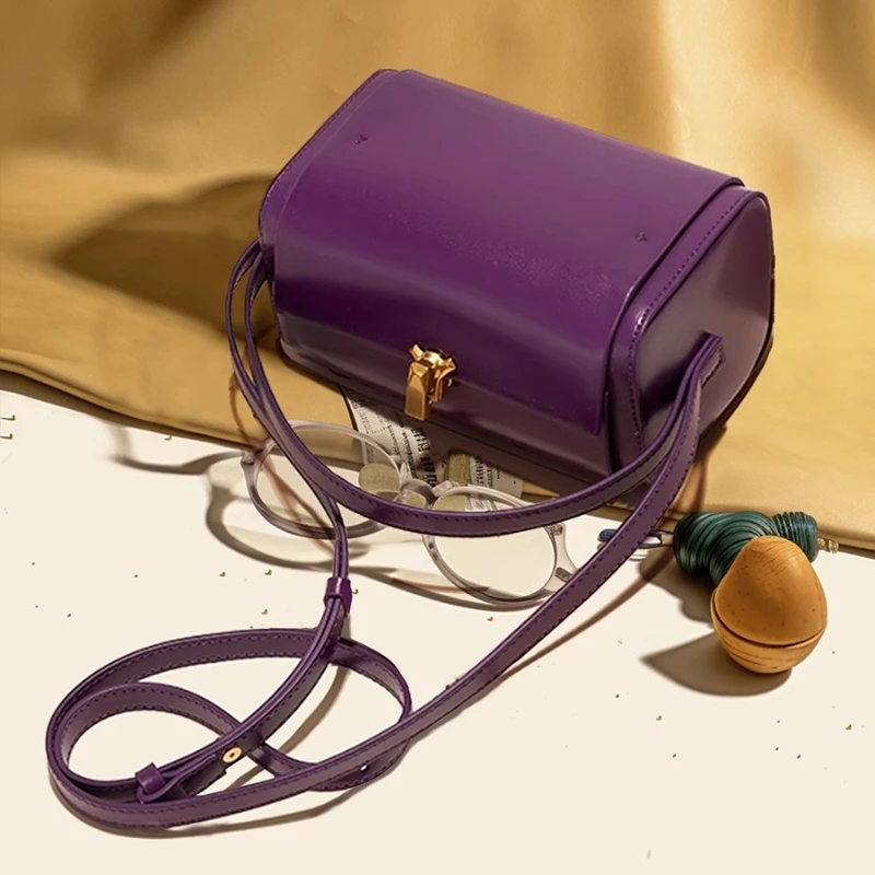 

Original Designer Brand High Quality Lock Boston Square Bag Box Shoulder Crossbody Bags for Women Hot Selling