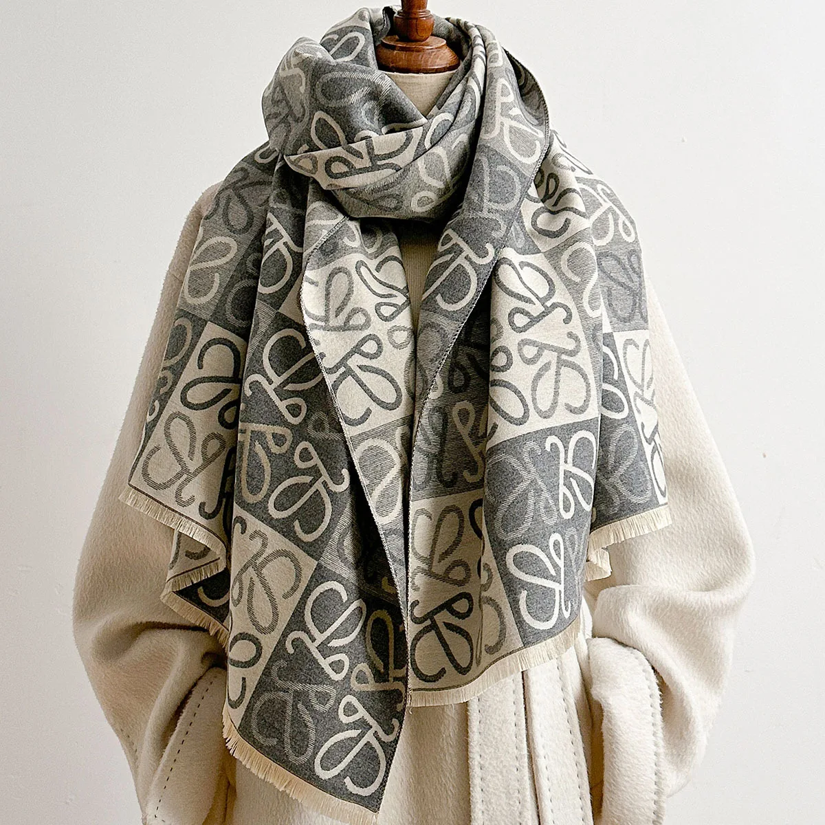 Sciarpa da donna autunno 2026, - Korean Lifestyle Aesthetic recensione e prezzo