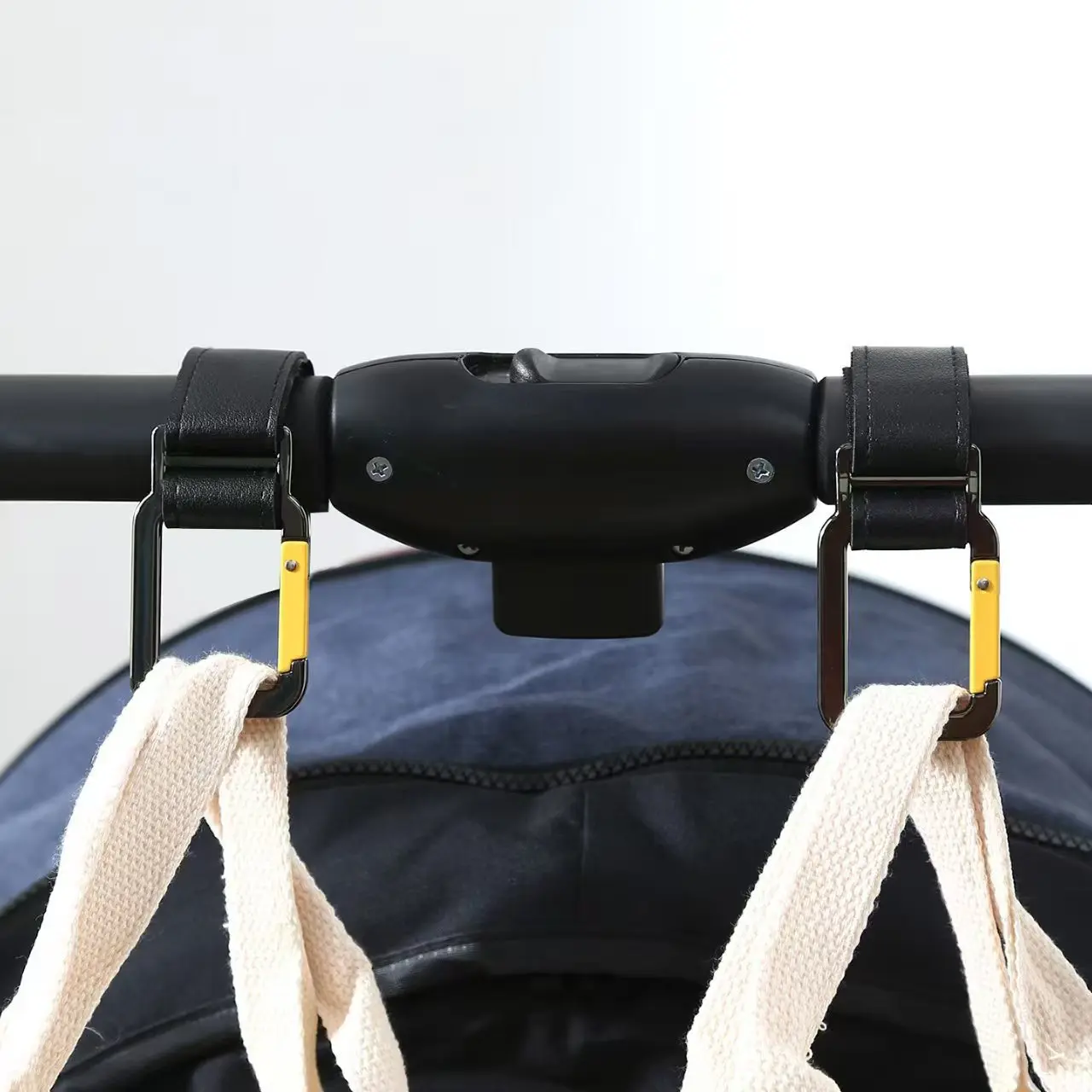 Baby-Kinderwagenhaken aus PU-Leder, Verstellbare Kinderwagenhaken, Trolley-Organizer, Wickeltaschenhalter, Kinder-Reise-Kinderwagen-Zubehör – Detail 5