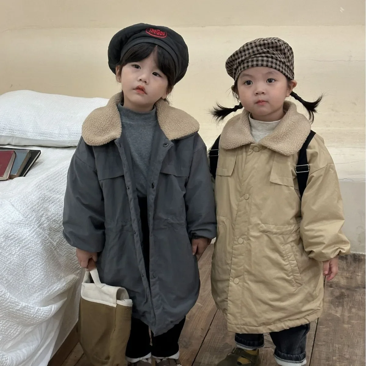 Parkas Children Clothing Long Plush Thickening Windbreaker Warm Boys Girls Baby New Cotton Turn Down Collar Vintage