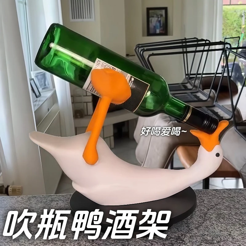 Creative Blowing Duck Wine Rack Ornament, Fun Cartoon Red Wine Bottle Holder Decor For Living Room Entrance Wine Cabinet