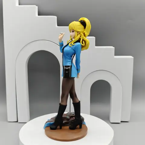 Star-Trek Salute Girl Action Figure Model Collectible Car Computer Case Desktop Decoration Movie Peripherals Gift for Anime fans