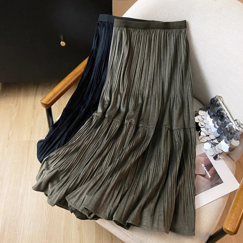 กระโปรงพลีทกำมะหยี่สำหรับฤดูใบไม้ร่วงและฤดูหนาว กระโปรงยาวปานกลางสำหรับผู้หญิง ใส่ทำงาน ใส่ไปงานปาร์ตี้ สไตล์ลำลอง เอวยางยืดสูง สีพื้น