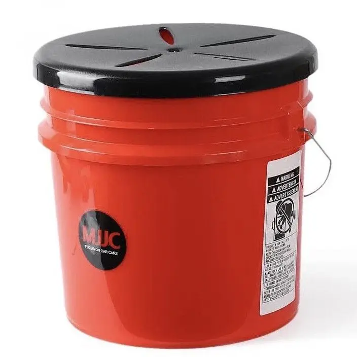 Car Wash Bucket Outlet Thickened American Gallon 17L Sand and Stone Isolation Folding Filter Car Stool Pulley