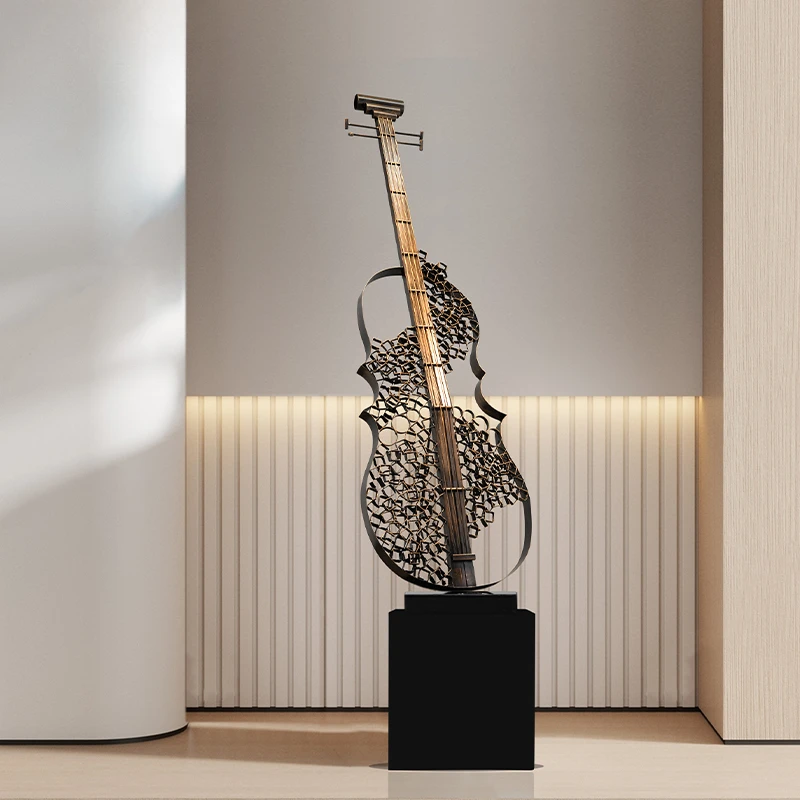 Violin ornament, next to the TV cabinet in the living room at the entrance