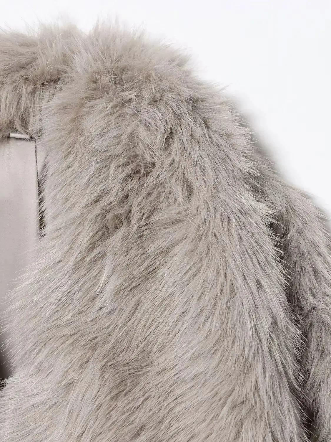 2026 Nieuwe Winter Vrouwen Elegante Lange Mouw Nepbont Korte Jassen Lady High Street Chic Dikke Warme Losse Grijze jassen Bovenkleding