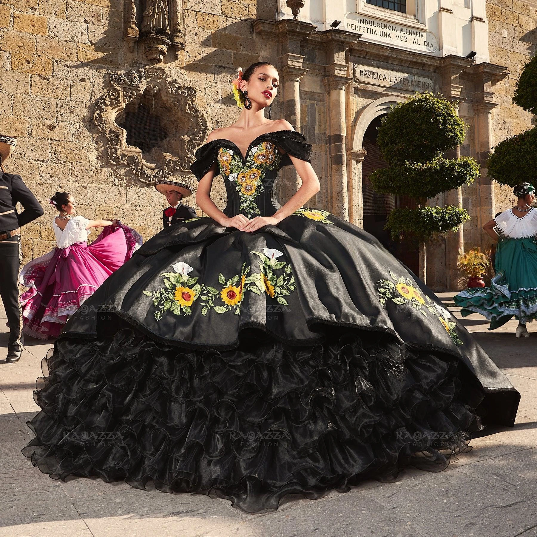 Black Charro Quinceanera Dresses Ball Gown Off The Shoulder Organza Ruffles Applique Mexican Sweet 16 Dresses 15 Anos Customized