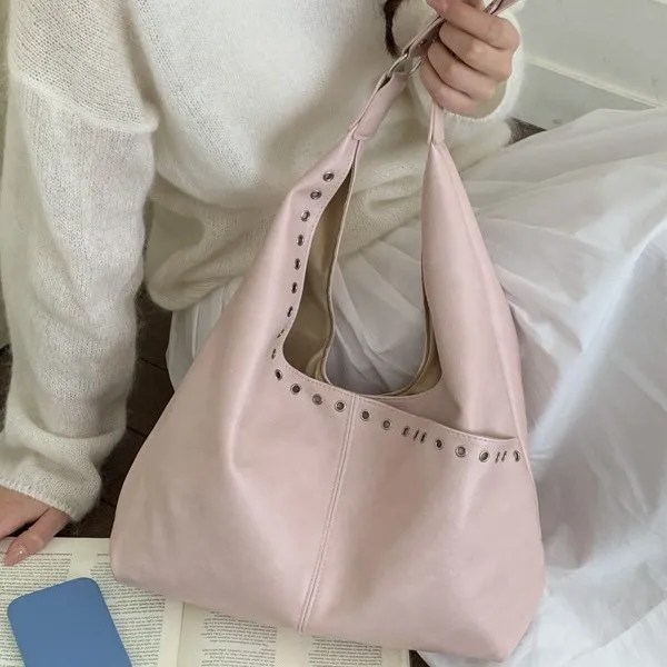Fashion Rivet Tote Bag Spring New Style Versatile Water Bucket Bag Large Capacity Commuter Crossbody Underarm Bag kawaii big Bag