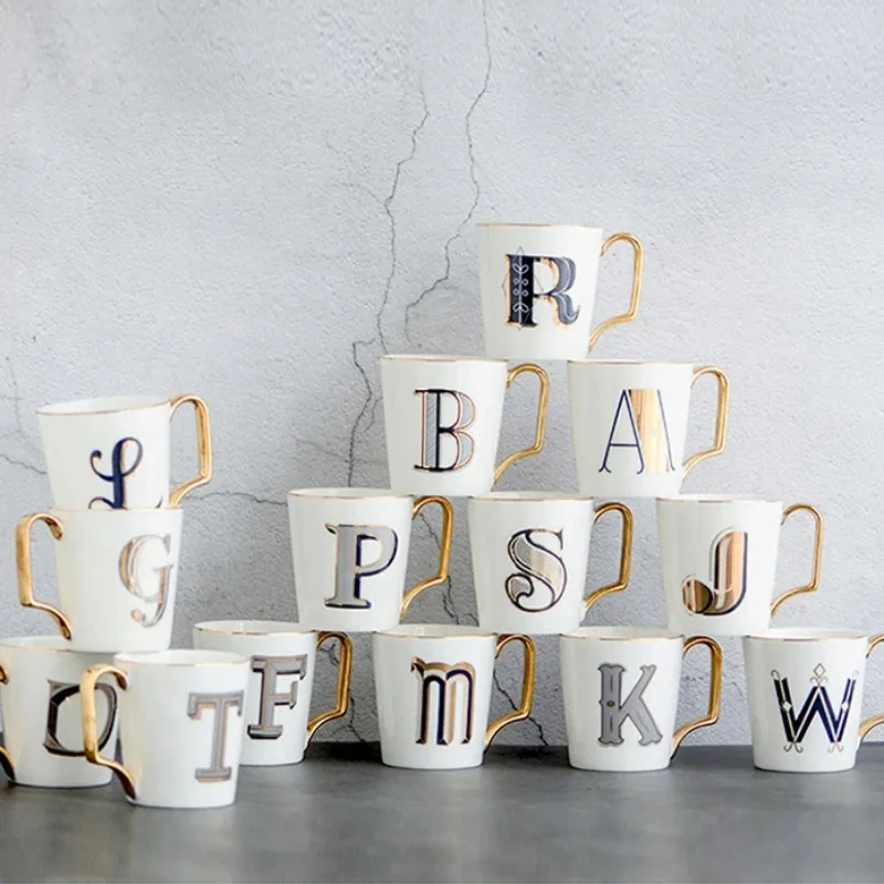 1pc European Gold letters ceramic cup lovers breakfast coffee cup milk tea A-Z letter Men women Creative Mug