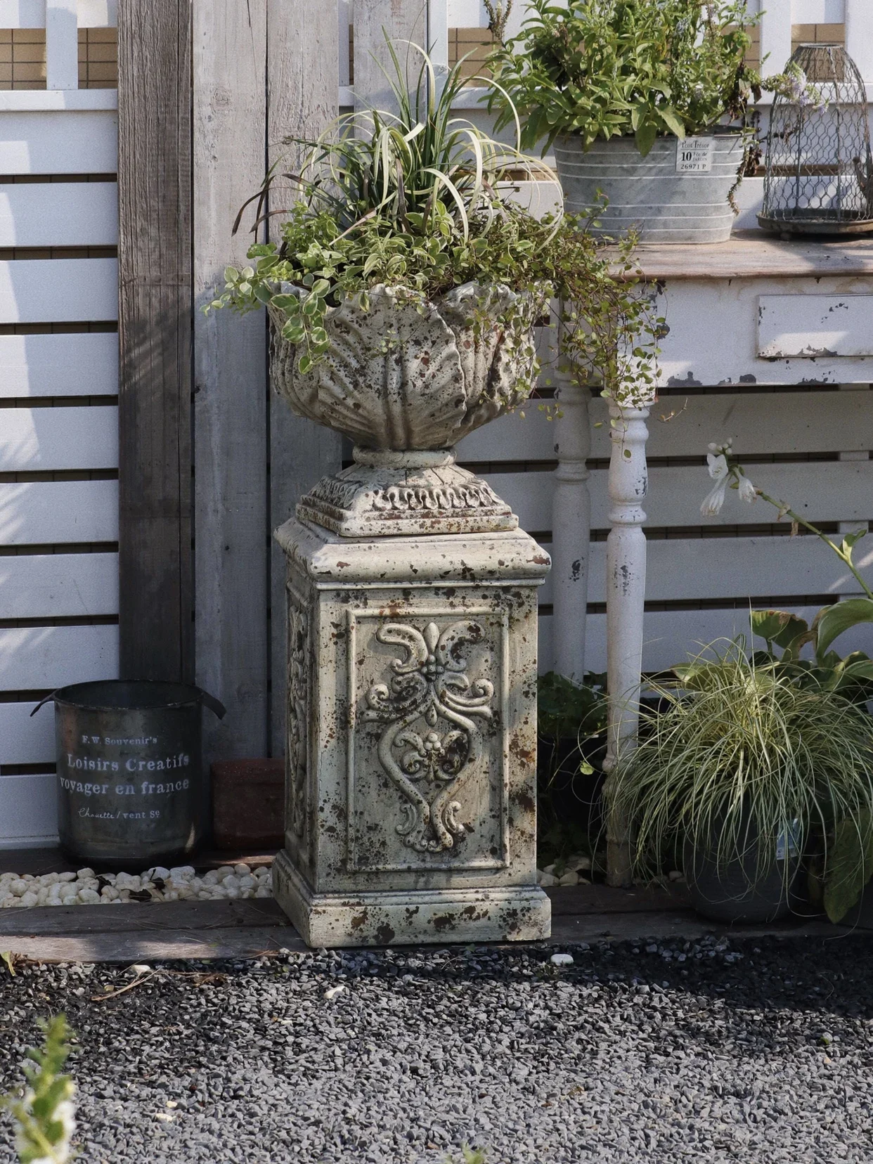 Rust Roman column flower pot ins Roman column courtyard garden decoration ornament crafts